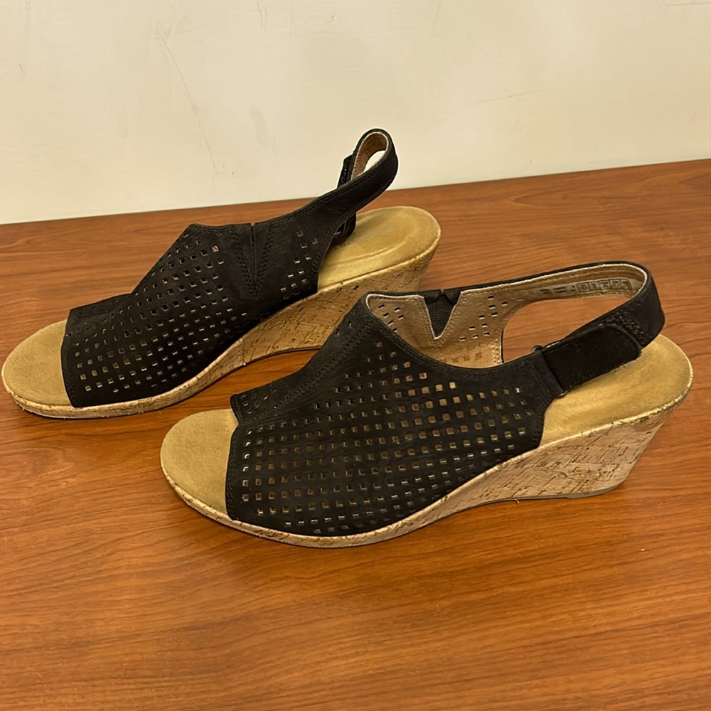 Rockport Women’s Briah Perforated Slingback Sandal